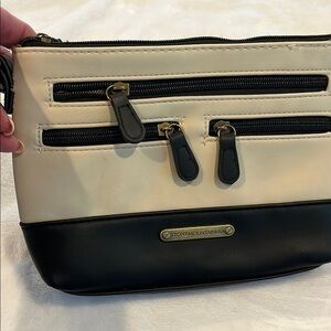 Stone Mountain Leather Two-Tone Shoulder/Clutch Bag! Great for organizing!